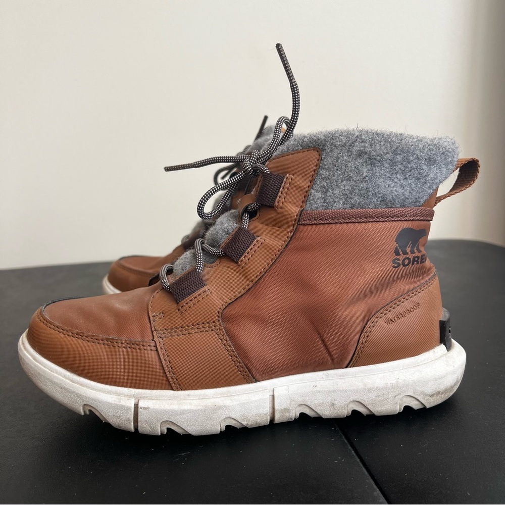 SOREL Women's Sorel Explorer™ II Carnival Felt Boot | size 7